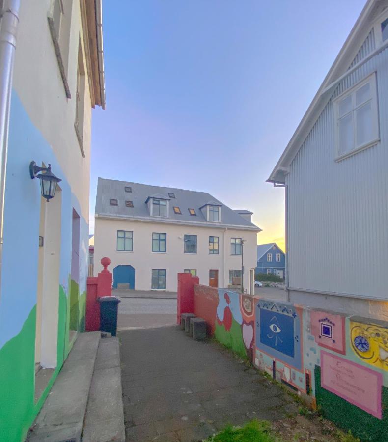 Enjoy Reykjavik Yellow Door Apartment Exterior photo