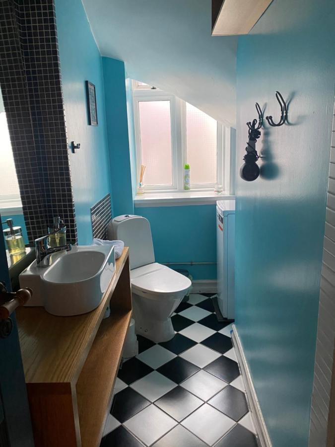 Enjoy Reykjavik Yellow Door Apartment Exterior photo